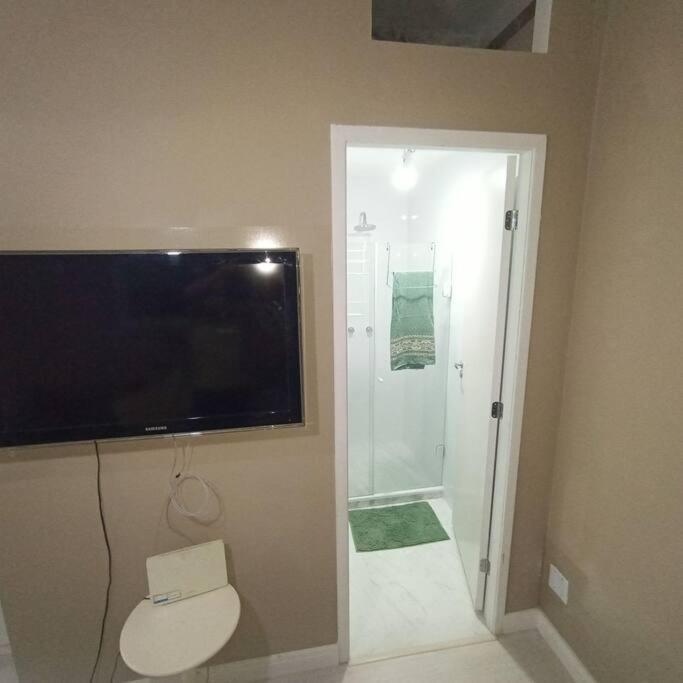 Ponto De Copacabana Excelente Amplo Arejado E Iluminado Apartamento *