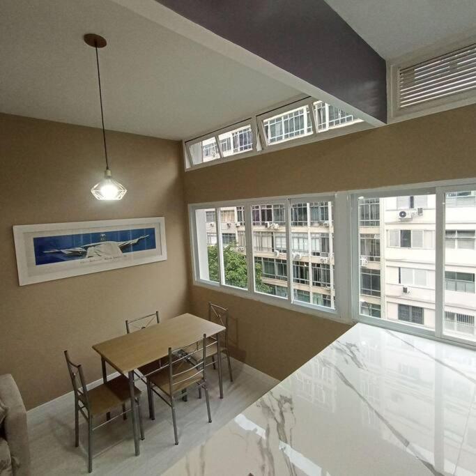 Apartamento Ponto De Copacabana Excelente Amplo Arejado E Iluminado Rio de Janeiro