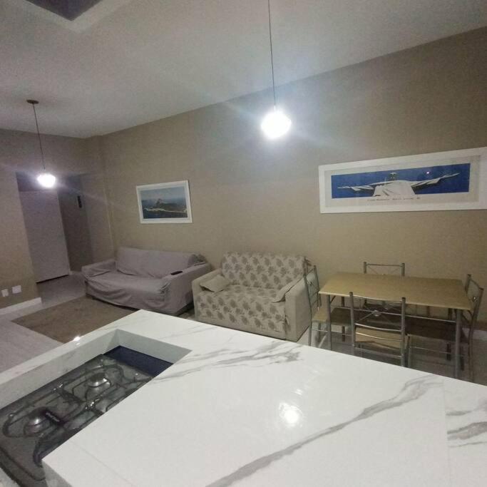 Ponto De Copacabana Excelente Amplo Arejado E Iluminado Apartamento
